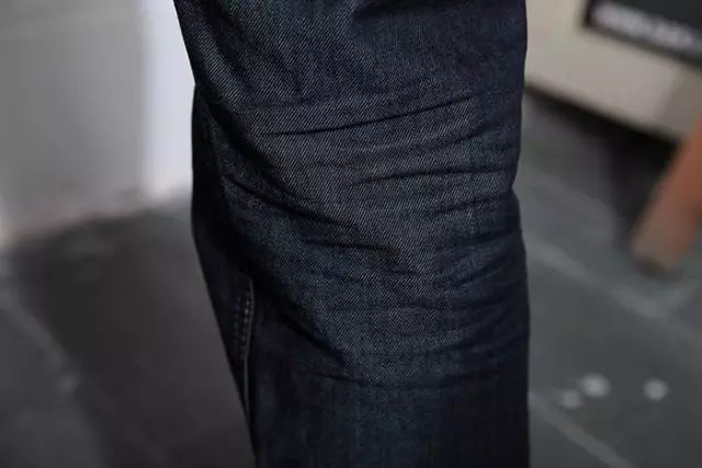 服裝水洗工藝對(duì)比(圖7) 服裝水洗工藝對(duì)比(圖7)
