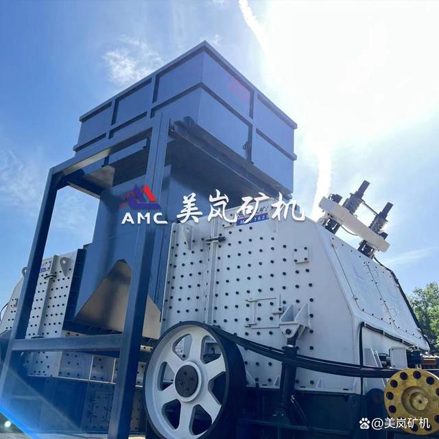 石料廠成套破碎設備都有哪些?石子破碎生產線方案怎樣設計?(圖2) 石料廠成套破碎設備都有哪些?石子破碎生產線方案怎樣設計?(圖2)