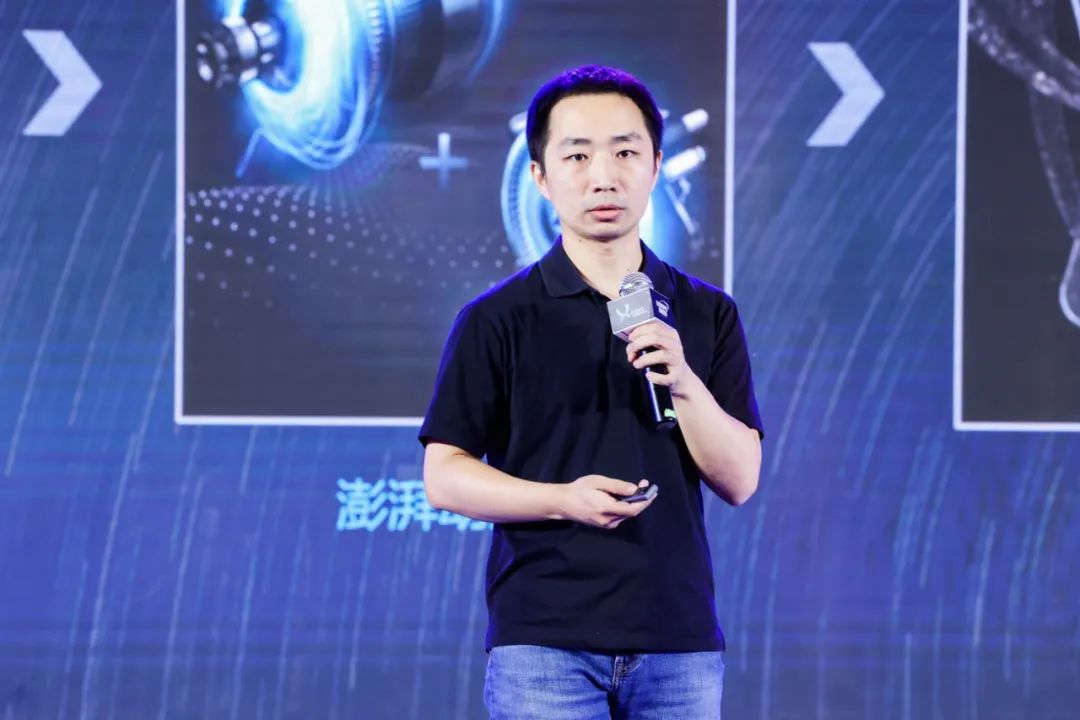萬向噴淋無死角深度清潔，美的樹立洗碗機行業新標桿(圖1)