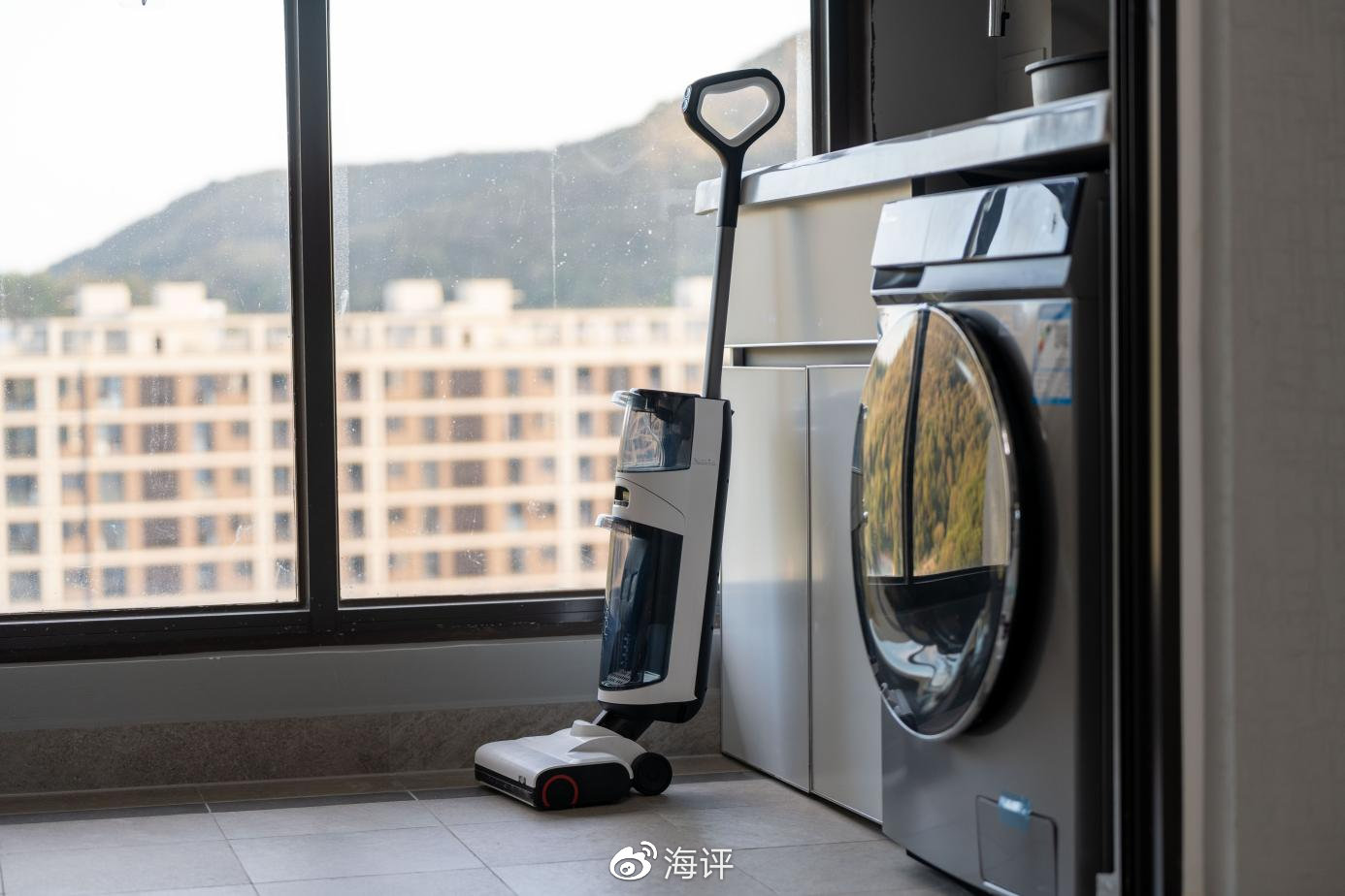石頭智能洗地機(jī)A10首發(fā)評(píng)測(cè)：洗拖一體+熱烘勻烘，2000元價(jià)位最強(qiáng)？(圖2)