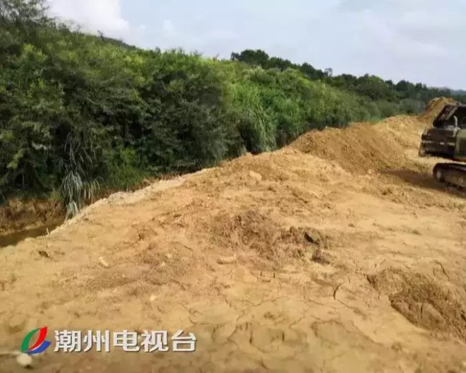 潮州鐵鋪溪流發(fā)黃淤泥堆積,都是洗砂場(chǎng)惹的禍(圖8)