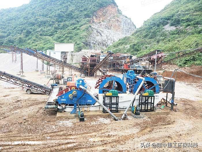 沙子含泥量大有哪些影響?用哪種洗沙機(jī)清洗?(圖1) 沙子含泥量大有哪些影響?用哪種洗沙機(jī)清洗?(圖1)