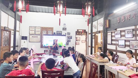 “綠色低碳節能先行”沙坪壩區婦聯開展2022年全國節能宣傳周暨全國低碳日主題活動(圖4)