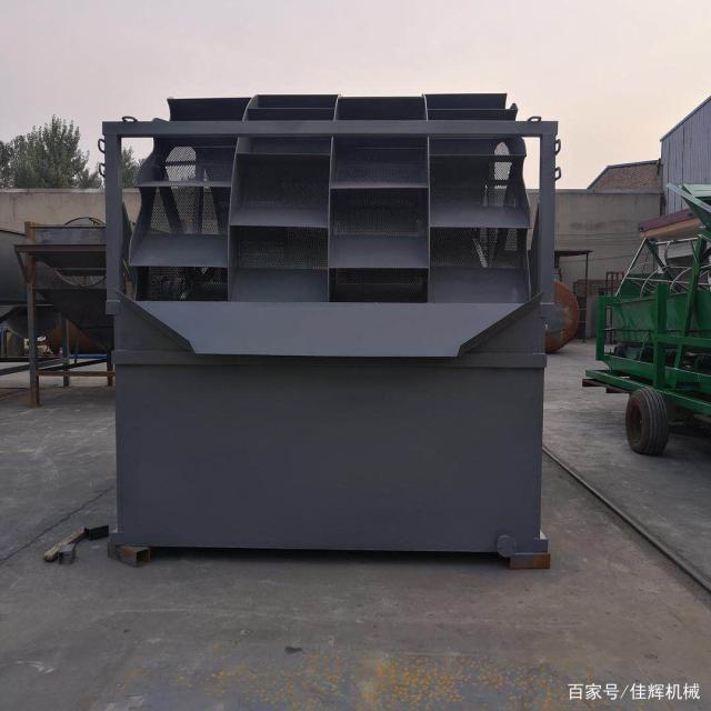 輪斗式洗砂機(jī)介紹(圖3) 輪斗式洗砂機(jī)介紹(圖3)