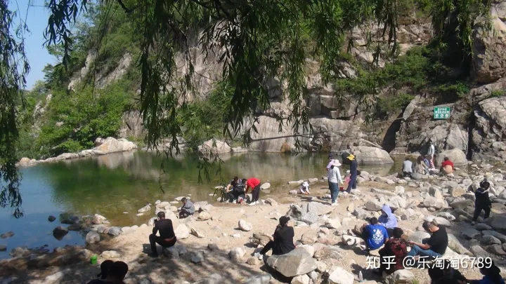 泰安:泰山東大門有一處景點,溪水淙淙,山水如詩如畫,五一假期觀光好去處,卻暗藏陰陽變化之數(shù)!(圖4) 泰安:泰山東大門有一處景點,溪水淙淙,山水如詩如畫,五一假期觀光好去處,卻暗藏陰陽變化之數(shù)!(圖4)