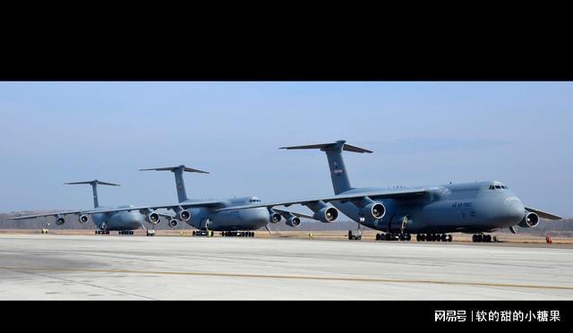 C-5銀河運輸機(圖2)