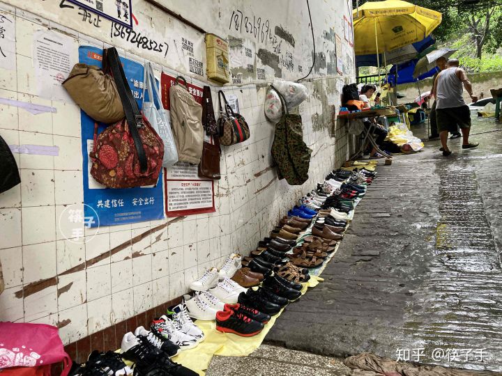 重慶最大舊貨市場(chǎng),董家溪跳蚤市場(chǎng)有什么寶貝?(圖6) 重慶最大舊貨市場(chǎng),董家溪跳蚤市場(chǎng)有什么寶貝?(圖6)