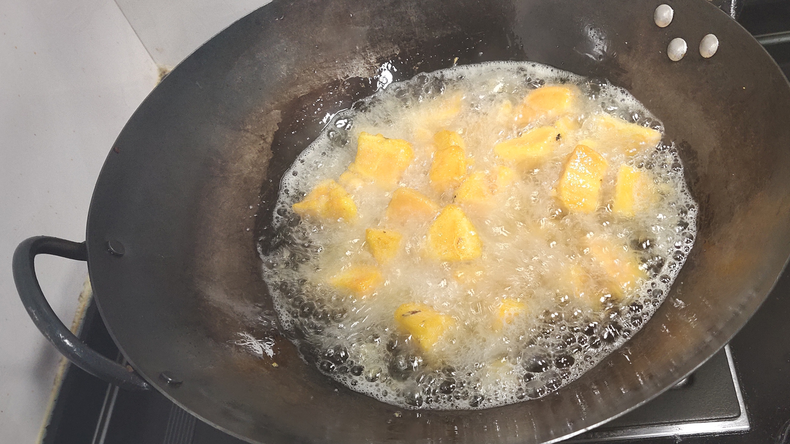 用冰糖還是白砂糖？油炒還是水炒？是否需要焯水？(圖7)